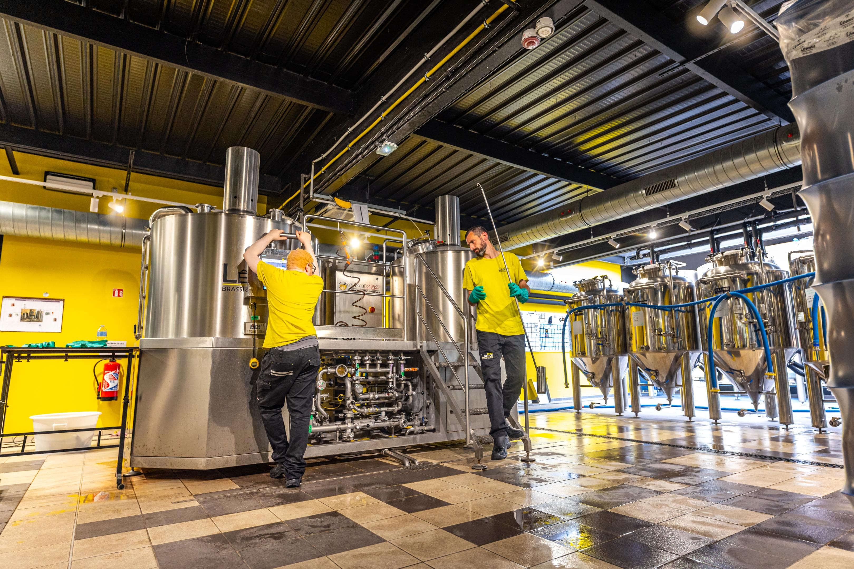 breweries/d397a5ec-ed9d-4abe-85df-d69a3b4b244a/esat-ateliers-malecot-g77oISHbd3KoedcJ085I2pR14S7O2n.jpg